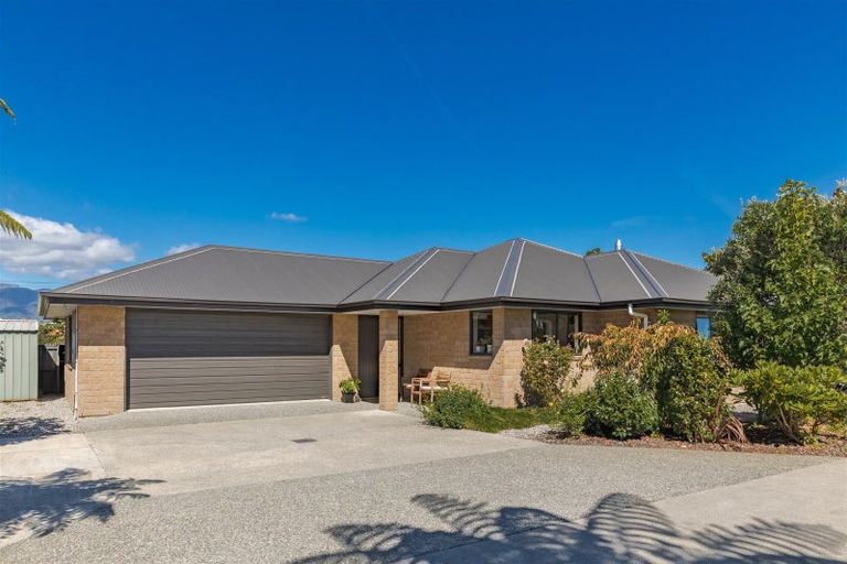 Photo of property in 74 Queen Street, Westport, 7825