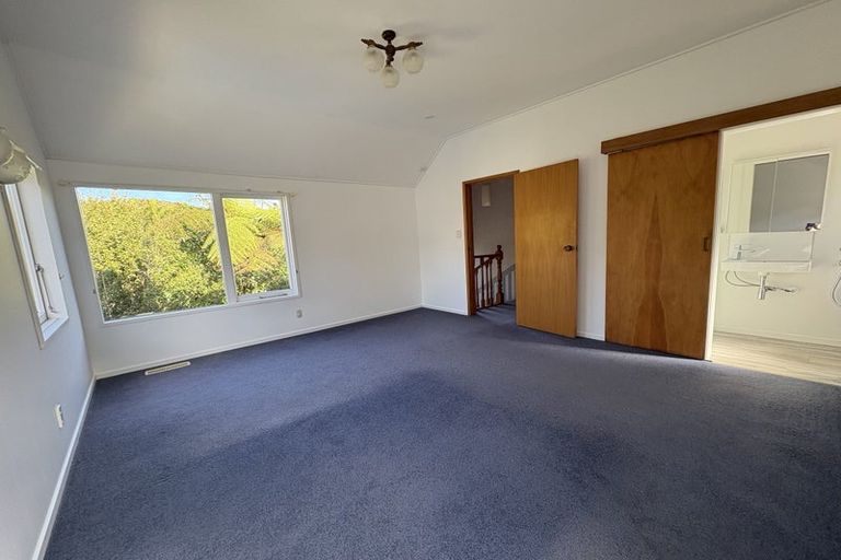 Photo of property in 14 Haast Close, Kelson, Lower Hutt, 5010