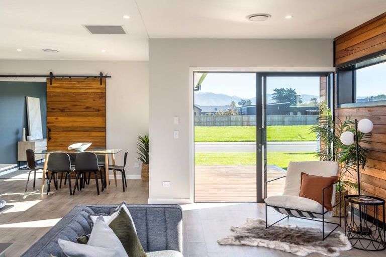 Photo of property in 4 Peony Drive, Greytown, 5712