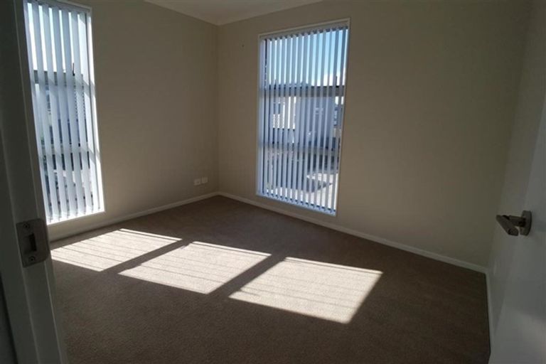 Photo of property in 17 Mollusc Road, Hobsonville, Auckland, 0616