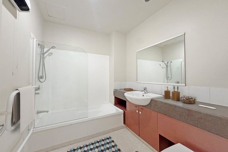 Photo of property in Hume House, 12/152u The Terrace, Wellington Central, Wellington, 6011
