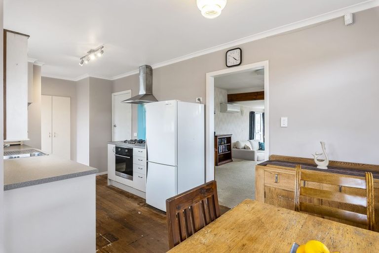 Photo of property in 26 Mazengarb Road, Paraparaumu Beach, Paraparaumu, 5032