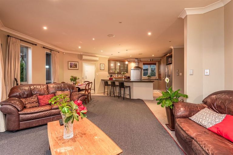 Photo of property in 2 Palazzo Lane, Riccarton, Christchurch, 8011