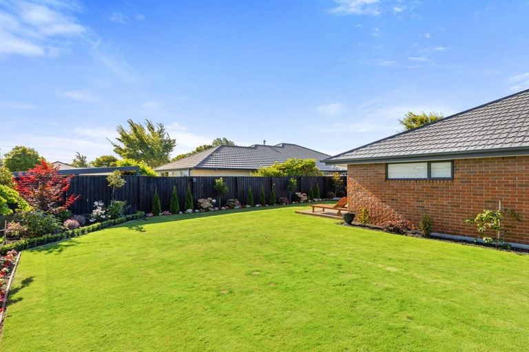 Photo of property in 35 Mounter Avenue, Northwood, Christchurch, 8051