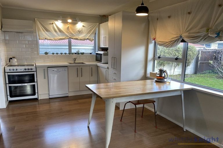 Photo of property in 19 Salford Avenue, Redwood, Christchurch, 8051