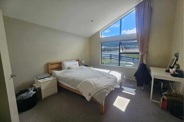 Photo of property in 115 Kirton Drive, Riverstone Terraces, Upper Hutt, 5018