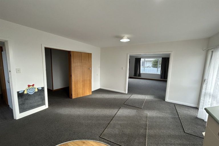 Photo of property in 36 Skerten Avenue, Hornby, Christchurch, 8042