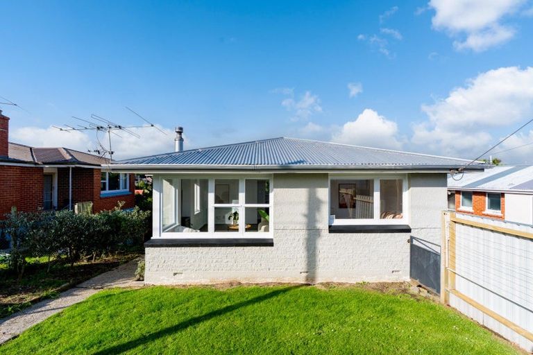 Photo of property in 29 Glendevon Place, Vauxhall, Dunedin, 9013