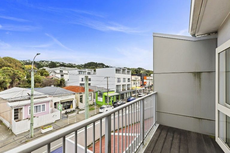 Photo of property in Luxford Villas, 309/72u Herald Street, Berhampore, Wellington, 6023