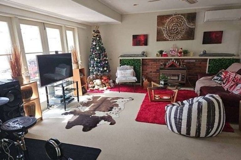 Photo of property in 2 Jeanette Street, Glenview, Hamilton, 3206