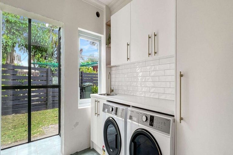 Photo of property in 35 Pouwhare Street, Whakatane, 3120