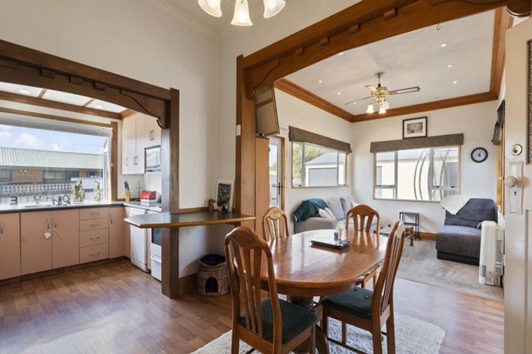 Photo of property in 15 Portia Street, Stratford, 4332