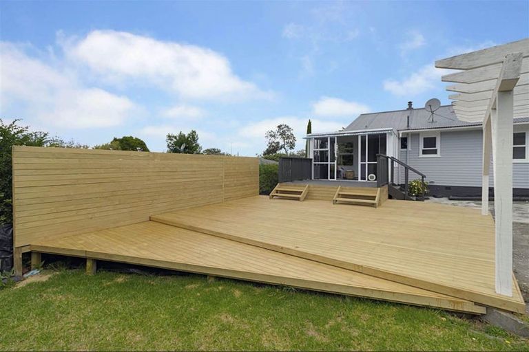 Photo of property in 60 Hilling Street, Titirangi, Auckland, 0604
