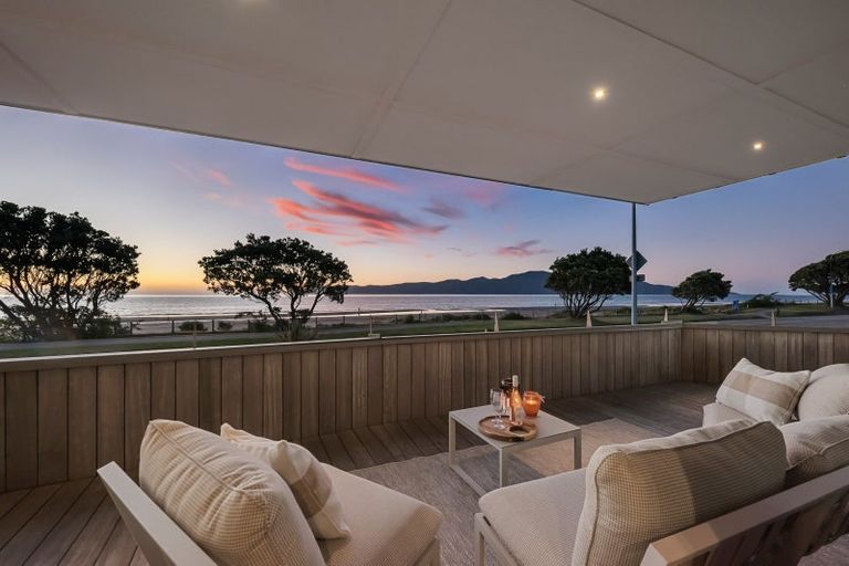 Photo of property in 88 Marine Parade, Paraparaumu Beach, Paraparaumu, 5032