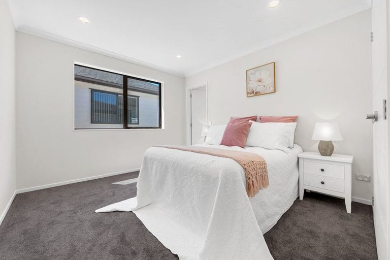 Photo of property in 20 Hughs Way, Flat Bush, 2019
