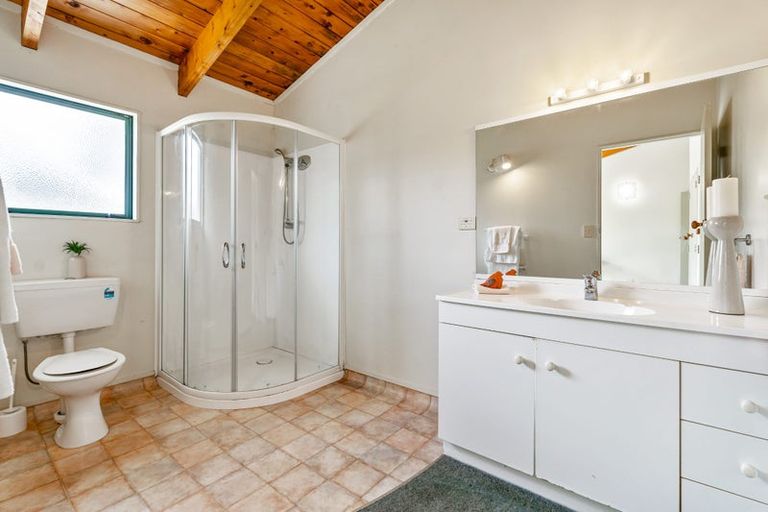 Photo of property in 2 Mclean Street, Kensington, Whangarei, 0112