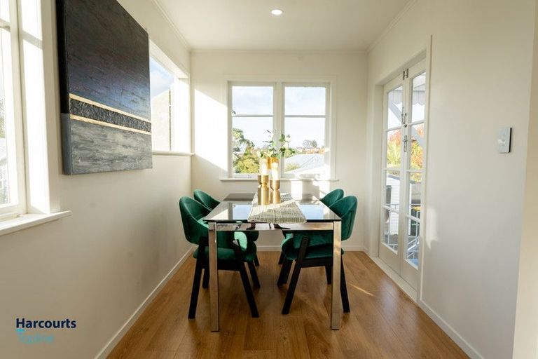 Photo of property in 96 Rosier Road, Glen Eden, Auckland, 0602