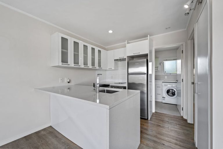 Photo of property in 3/420a Hibiscus Coast Highway, Orewa, 0931