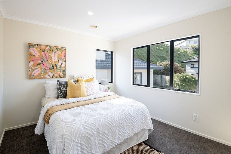 Photo of property in 65 Amesbury Drive, Churton Park, Wellington, 6037