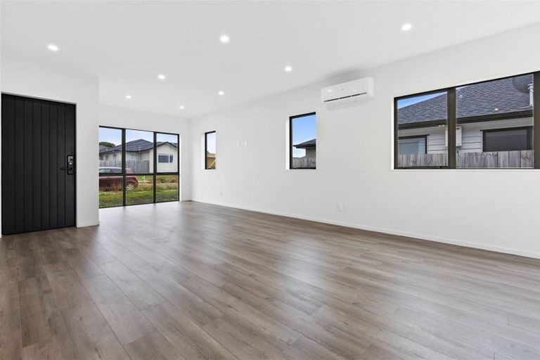 Photo of property in 4 Parton Road, Pukekohe, 2120