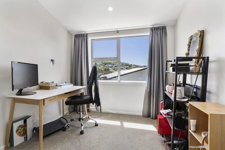 Photo of property in 20u6 Glanmire Road, Newlands, Wellington, 6037