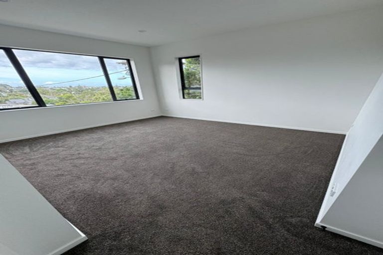 Photo of property in 1d Zion Road, Birkenhead, Auckland, 0626