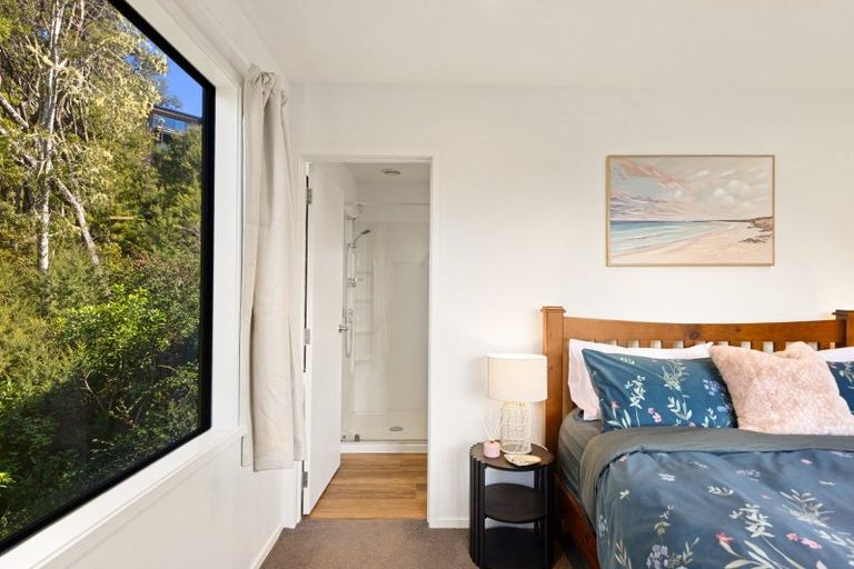 Photo of property in 8 Island View Close, Paihia, 0200