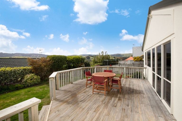Photo of property in 53 Joseph Banks Drive, Whitby, Porirua, 5024