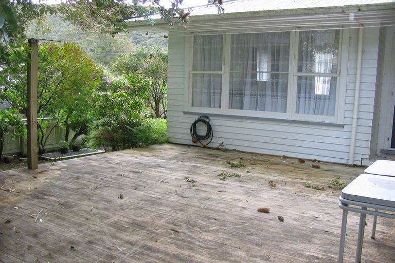 Photo of property in 26 Holmes Grove, Naenae, Lower Hutt, 5011