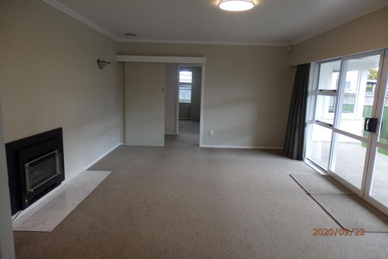 Photo of property in 16 Princes Street, Cambridge, 3434