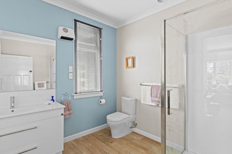 Photo of property in 74 Wanganui Road, Marton, 4788