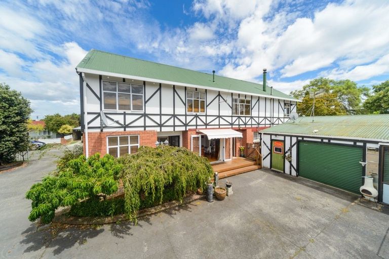 Photo of property in 606 Pioneer Highway, Highbury, Palmerston North, 4412