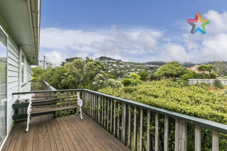 Photo of property in 22a Trelissick Crescent, Ngaio, Wellington, 6035