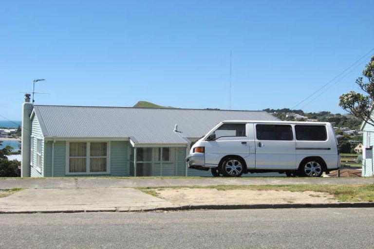 Photo of property in 61 Matatiro Street, Titahi Bay, Porirua, 5022
