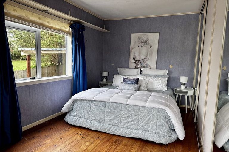 Photo of property in 76 Bays Road, Orere Point, Papakura, 2585