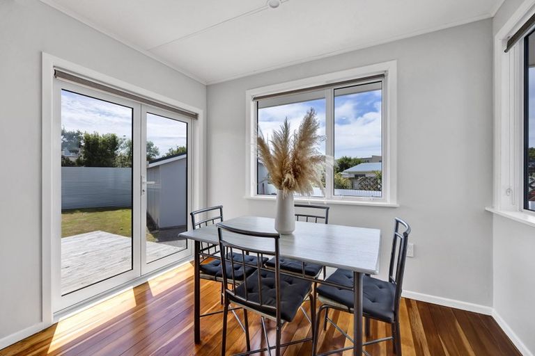 Photo of property in 11 Mccarthy Street, Hawera, 4610