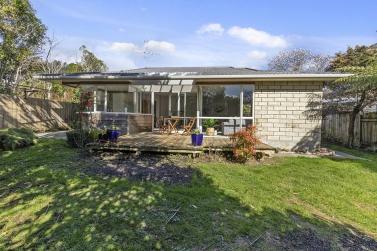 Photo of property in 2/35 Manuka Street, Stokes Valley, Lower Hutt, 5019