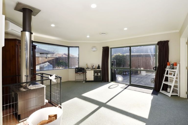 Photo of property in 8 Longfields Road, Brightwater, 7022