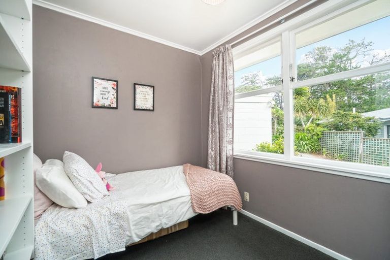 Photo of property in 3/10 Coroglen Avenue, Birkenhead, Auckland, 0626