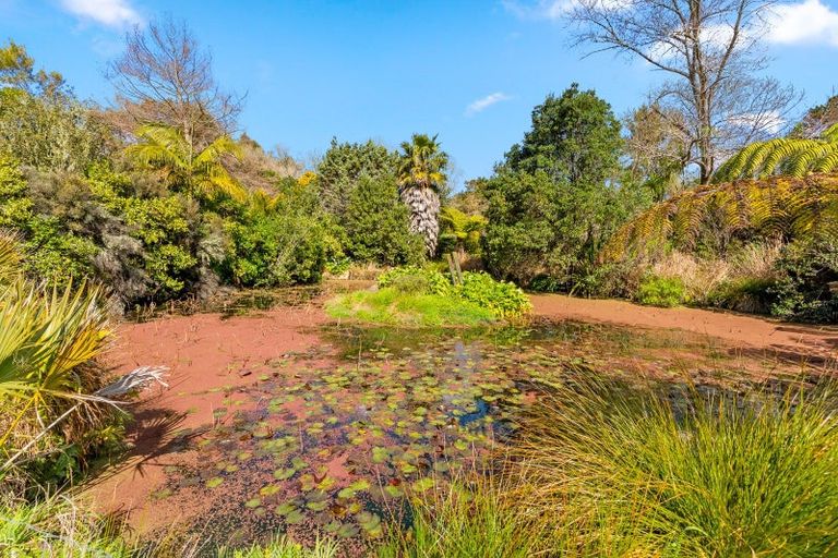 Photo of property in 202 Muriwai Valley Road, Muriwai, Waimauku, 0881