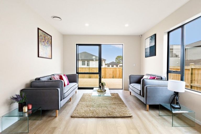 Photo of property in 25 Carrygawley Road, Flat Bush, Auckland, 2019