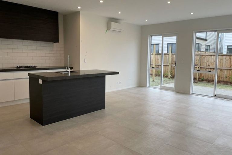 Photo of property in 27 Exmoor Road, Karaka, Papakura, 2113