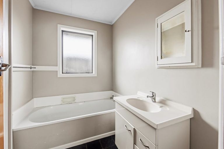 Photo of property in 78 Aldwins Road, Phillipstown, Christchurch, 8062