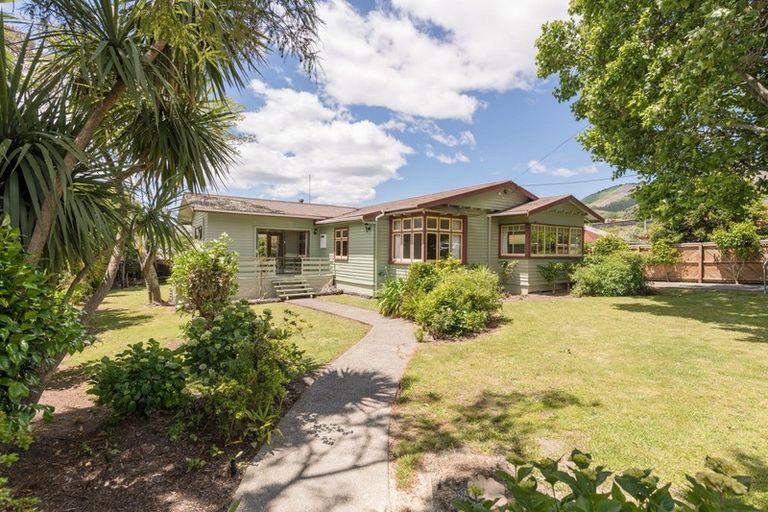 Photo of property in 106 Queen Street, Richmond, 7020