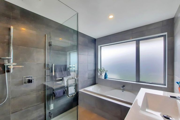 Photo of property in 40 Brockelbank Drive, Kaiapoi, 7630