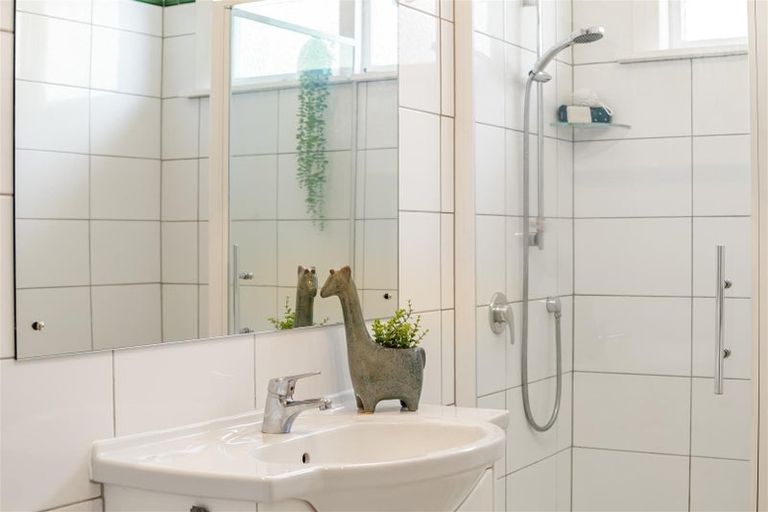 Photo of property in 37 Linwood Drive, Paraparaumu, 5032