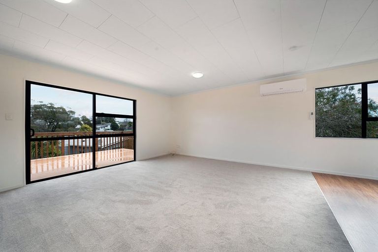 Photo of property in 51 Hindmarsh Street, Henderson, Auckland, 0612