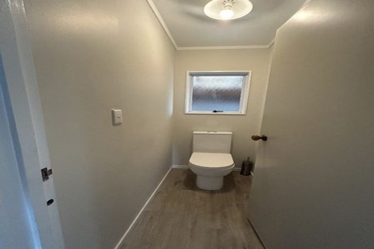 Photo of property in 5 Taksan Place, Pukete, Hamilton, 3200