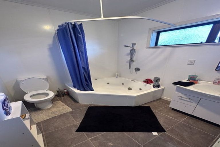 Photo of property in 13 Cambridge Terrace, Taradale, Napier, 4112