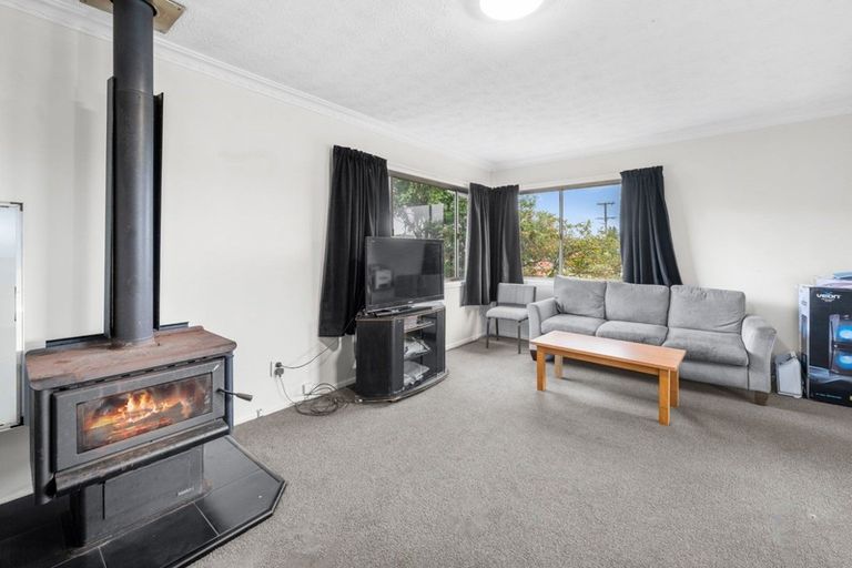 Photo of property in 1 Clouston Crescent, Fenton Park, Rotorua, 3010